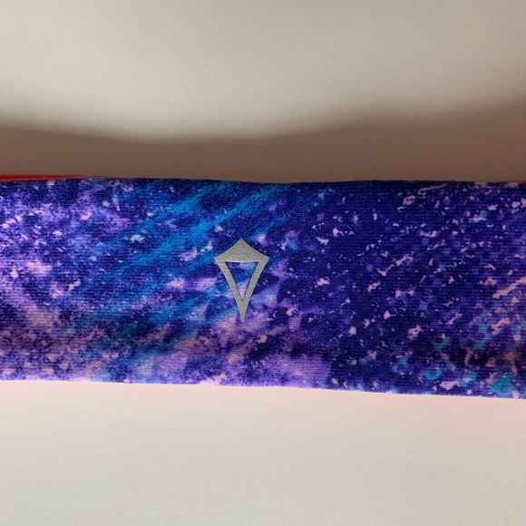 Ivviva Lululemon Reversible Headband - Picture 2 of 7